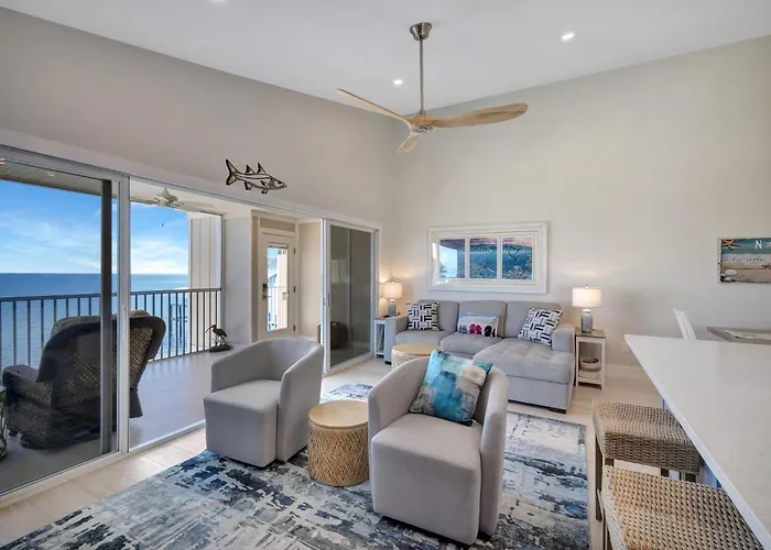 Captiva Hide A Way 2B
